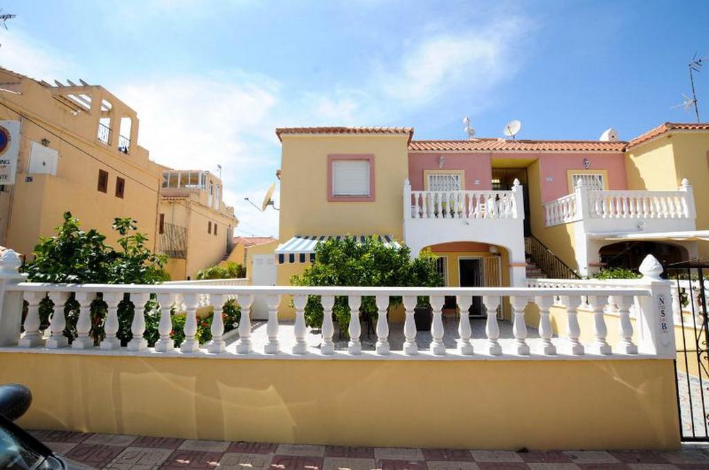 Ferienwohnung La Siesta Torrevieja Zimmer foto