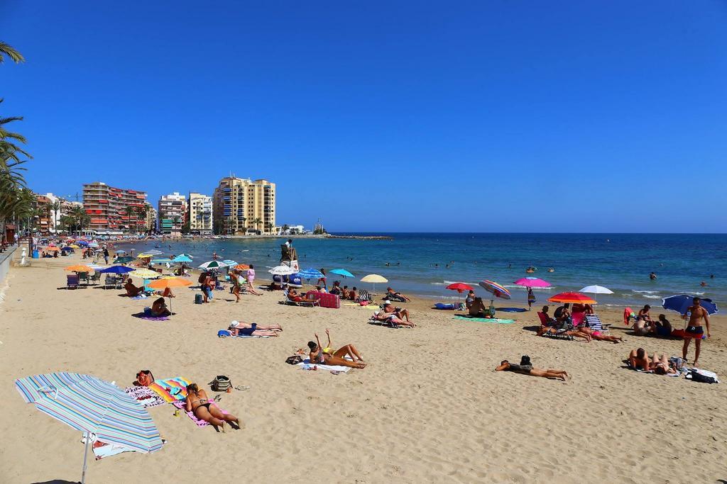 Ferienwohnung La Siesta Torrevieja Zimmer foto